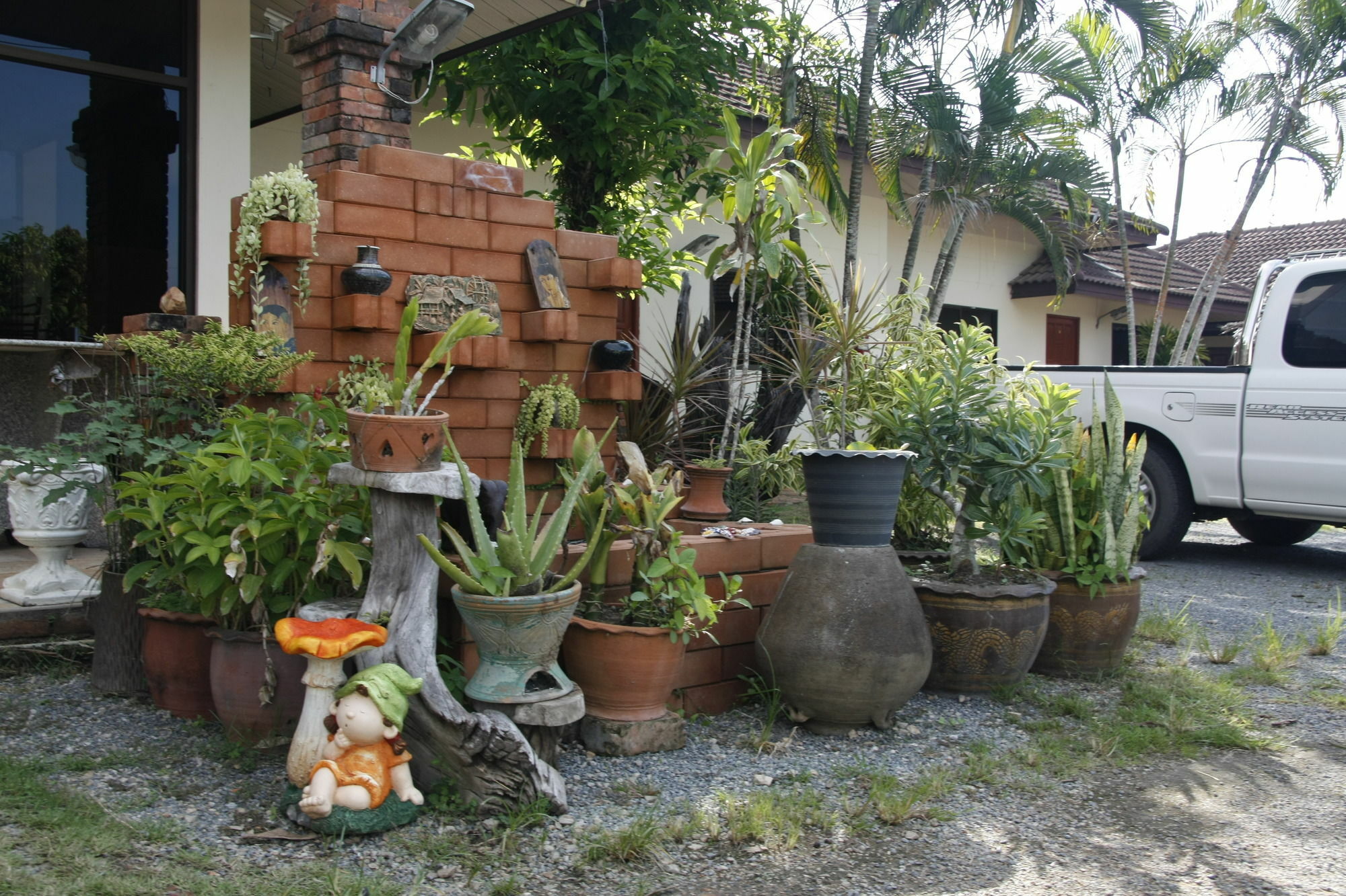 Forum House Hotel Krabi Exterior photo